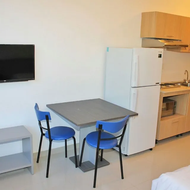 Bedroom for rent
